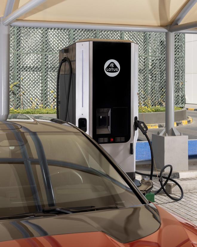 纪录：10%充至80%仅需13分钟35秒